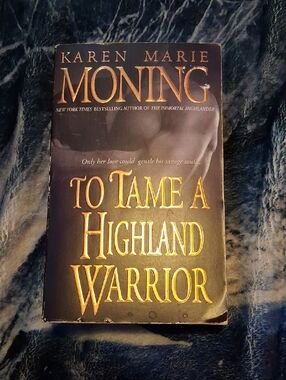 To Tame a Highland Warrior Paperback